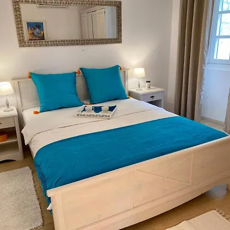 Nota Bleu 4 Apartment *